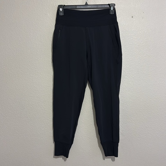 Athleta Venice Women's Black Hight Rise Jogger Pants with Pockets - Picture 3 of 7